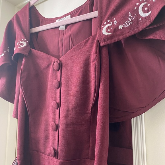 Unique Vintage 1970s Moon and Stars Embroidered Capelet Swing Dress - Picture 3 of 14